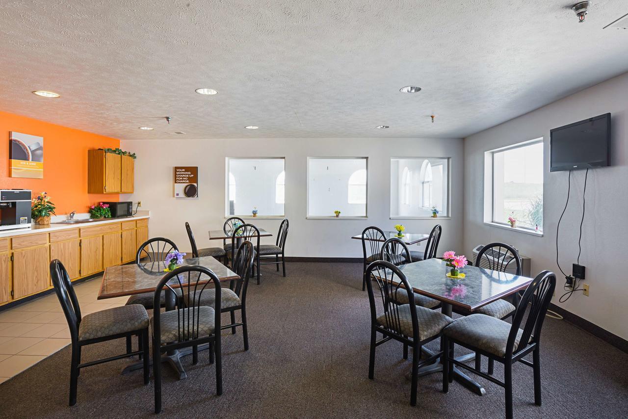 Motel 6 Omaha - Iat West Exterior photo