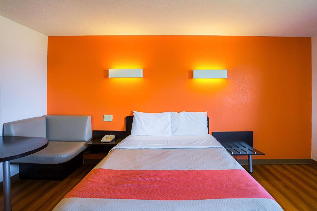 Motel 6 Omaha - Iat West Exterior photo